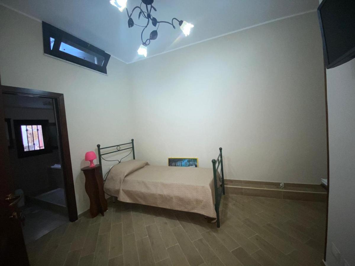 B&B Gloria Villabate エクステリア 写真